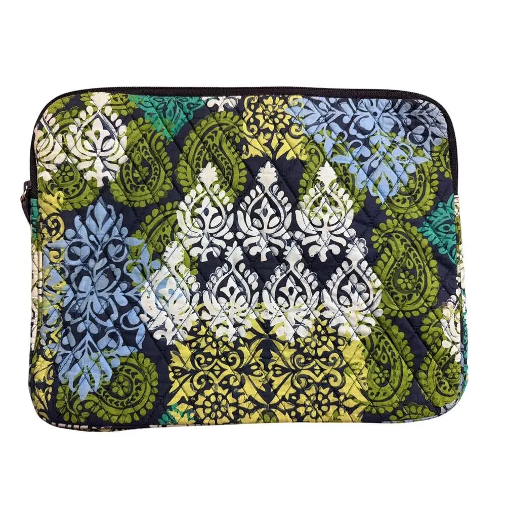 Vera Bradley Caribbean Sea 14x11 Laptop Sleeve Padded Zippered Bag Quilted Case